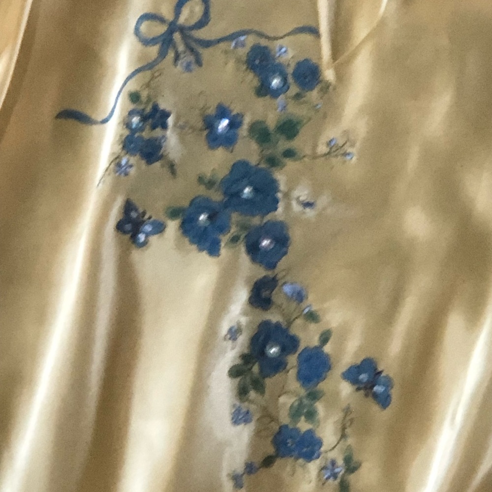 Robe & chemise set Secret Treasures Intimates Yellow Satiny Blue Flowers Sleep L - Picture 2 of 6
